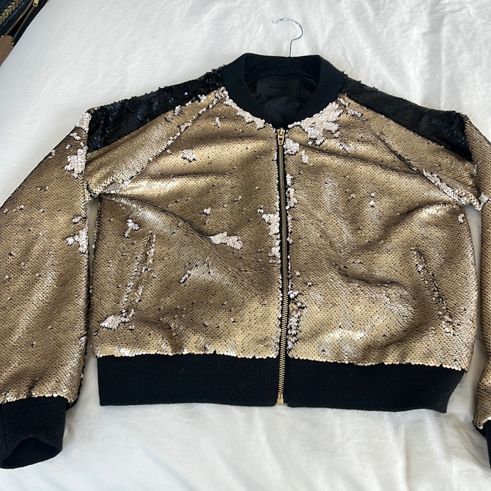 Bomber jacket